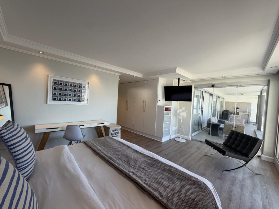 To Let 3 Bedroom Property for Rent in Sea Point Western Cape